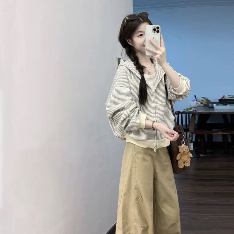 2026 Sonbahar ve Kış Kadın Giy - Winter Clothing Drawing incelemesi ve fiyatı