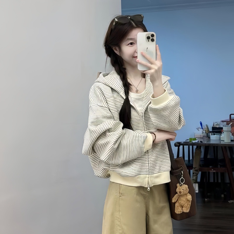 2026 Sonbahar ve Kış Kadın Giy - Winter Clothing Drawing incelemesi ve fiyatı